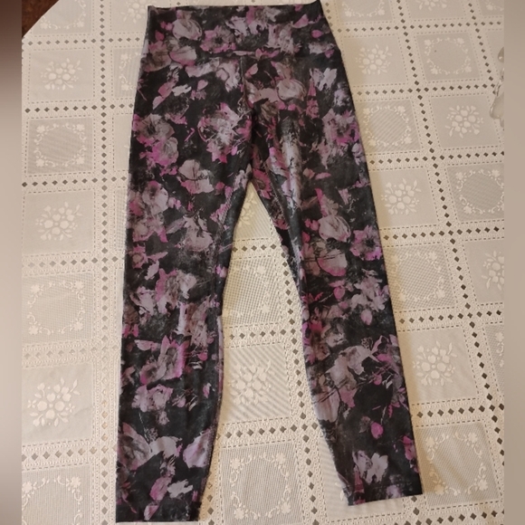 Lululemon Align Pant II 25"Floral Illusion Ice Grey Multi, 8 - Picture 7 of 12
